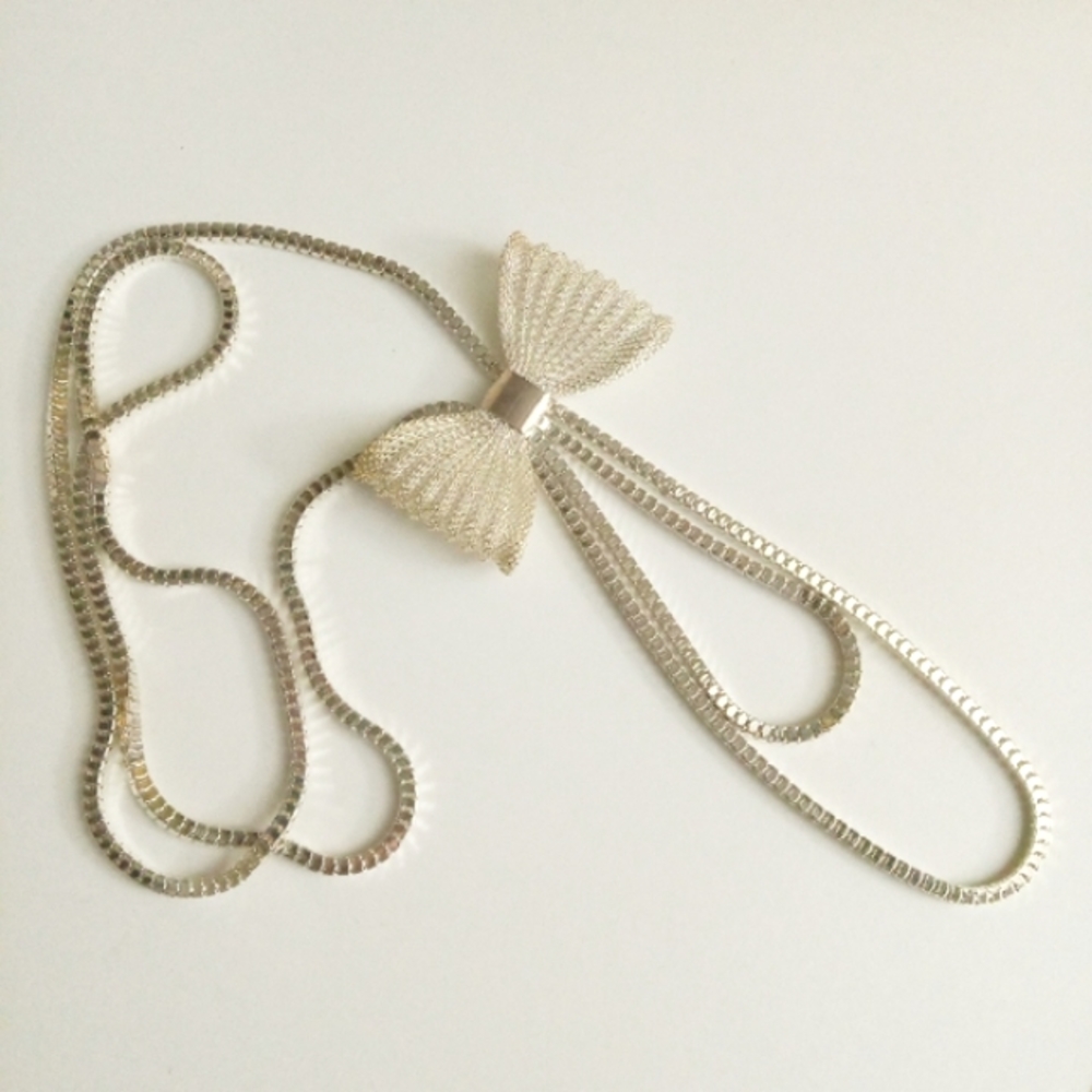 Silver Bow Long Necklace